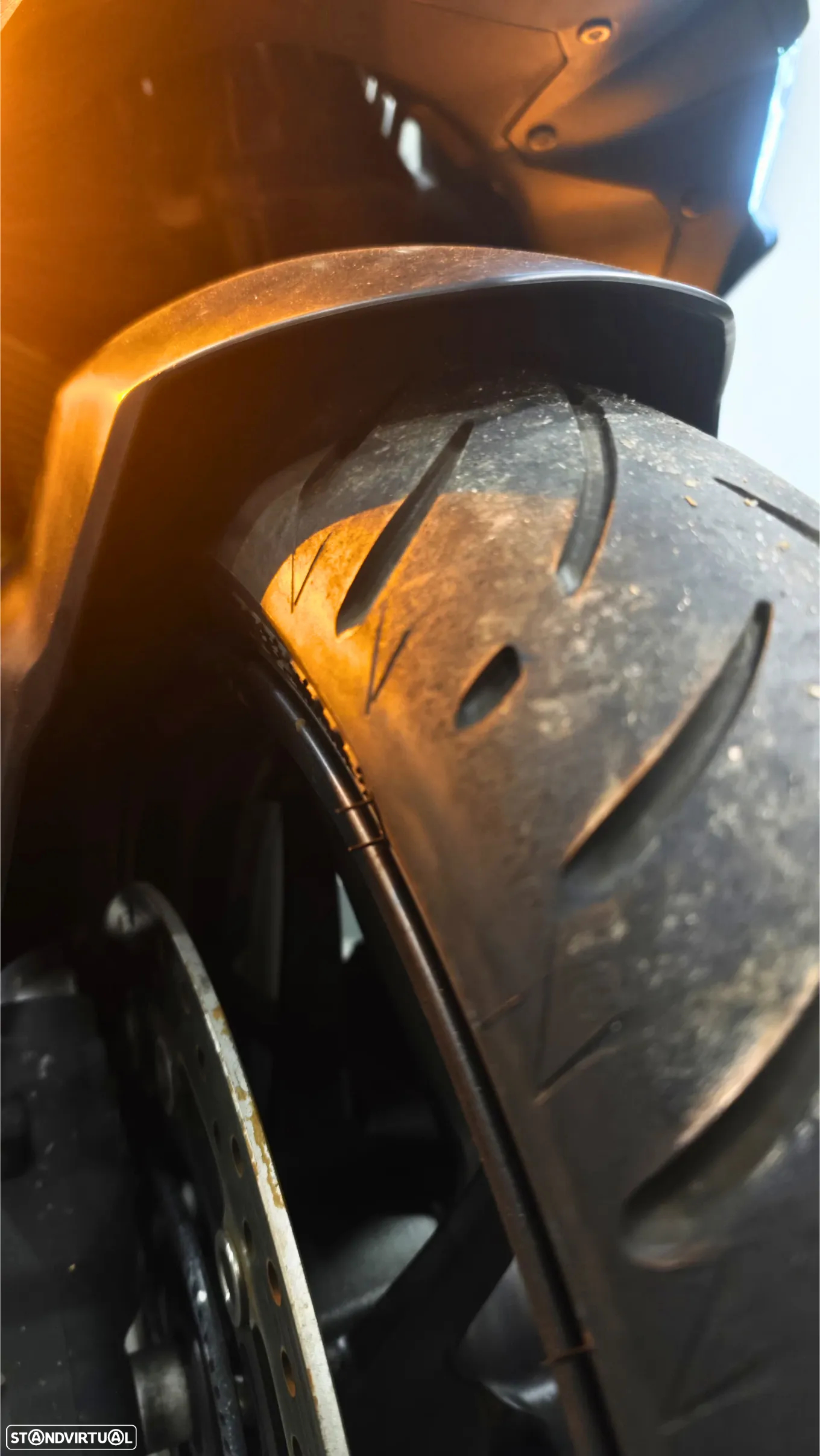 Honda Forza 750 - 3