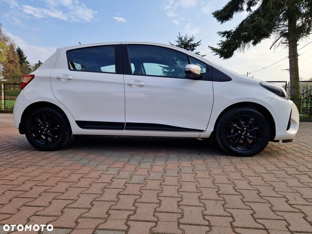 Toyota Yaris 1.5 Active - 9