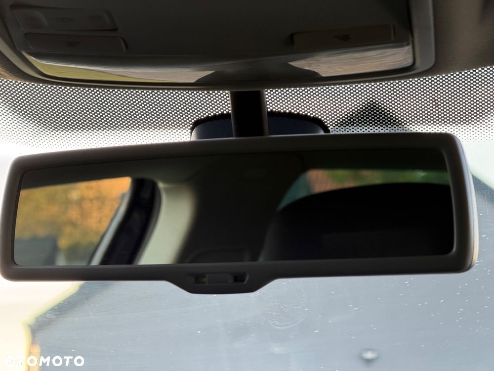 Volkswagen Passat 2.0 TSI Comfortline - 22
