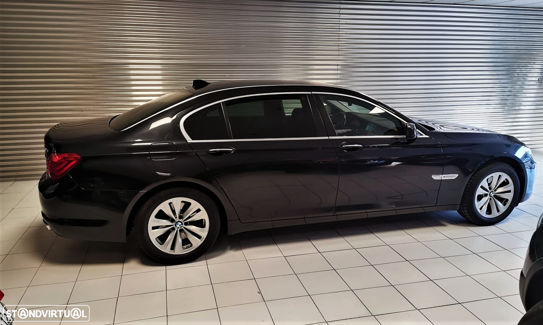 BMW 740 Li - 4