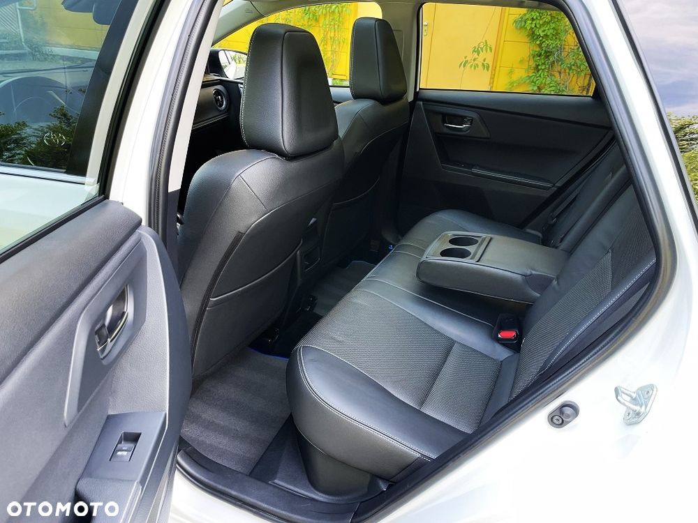 Toyota Auris 1.8 HSD Prestige NAVI - 17