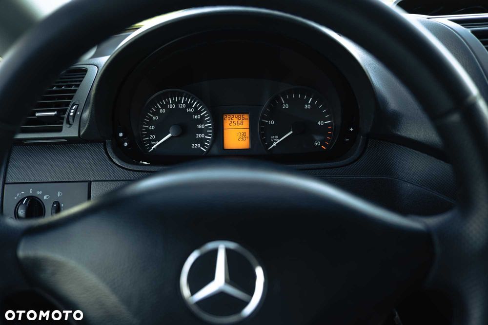 Mercedes-Benz Vito - 5