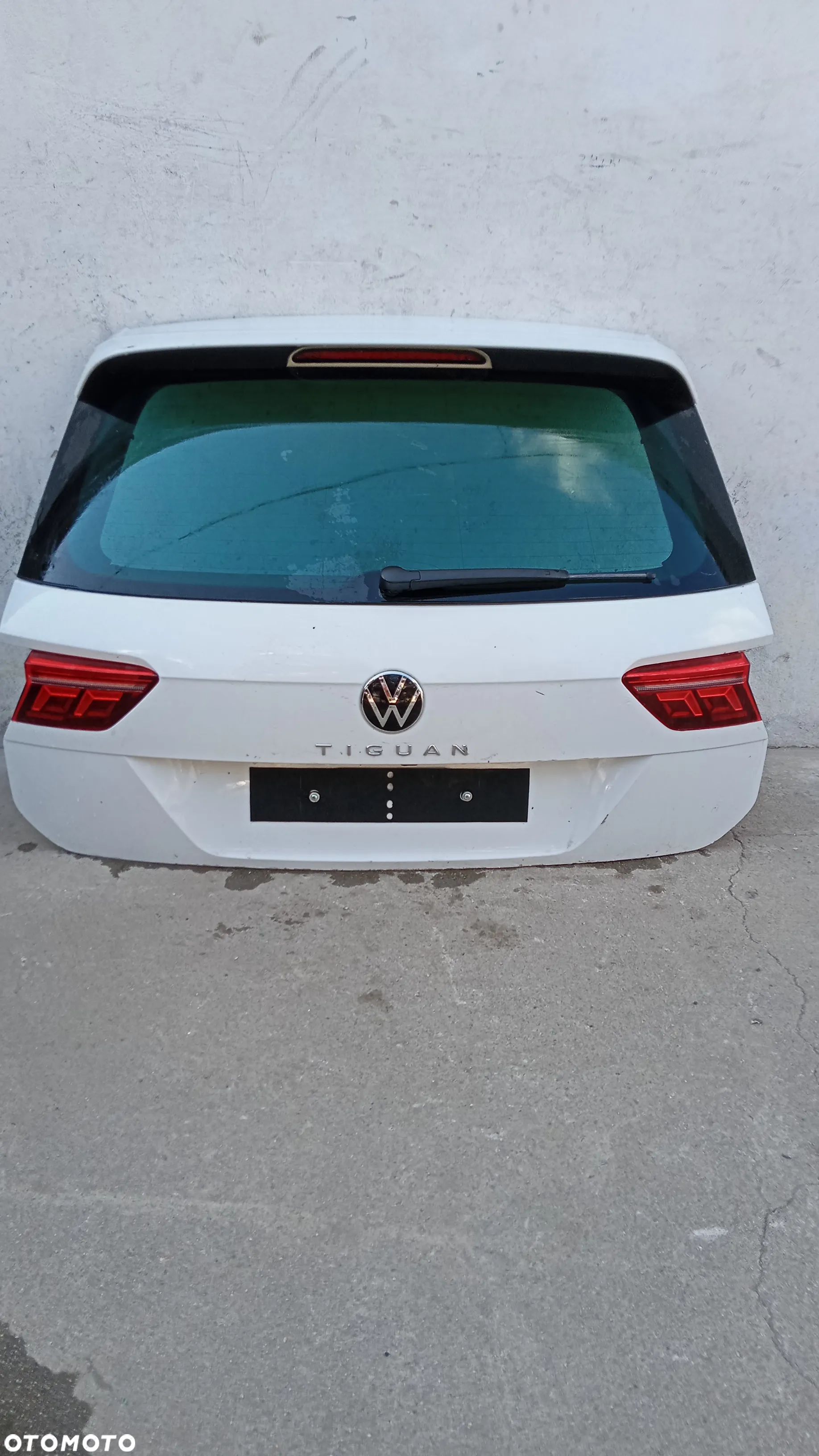 VW TIGUAN 5NA LIFT-  KLAPA TYLNA TYŁ BAGAŻNIKA+ KAMERA - 1