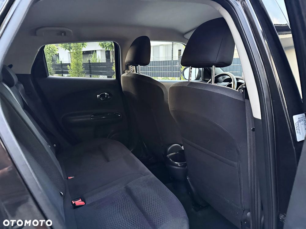 Nissan Juke 1.6 Acenta S&S - 33