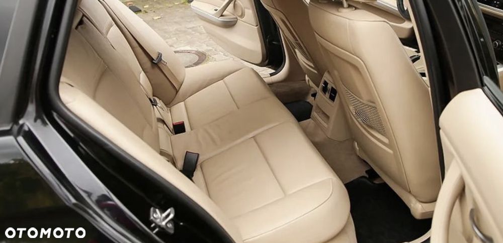 BMW Seria 3 318d - 5