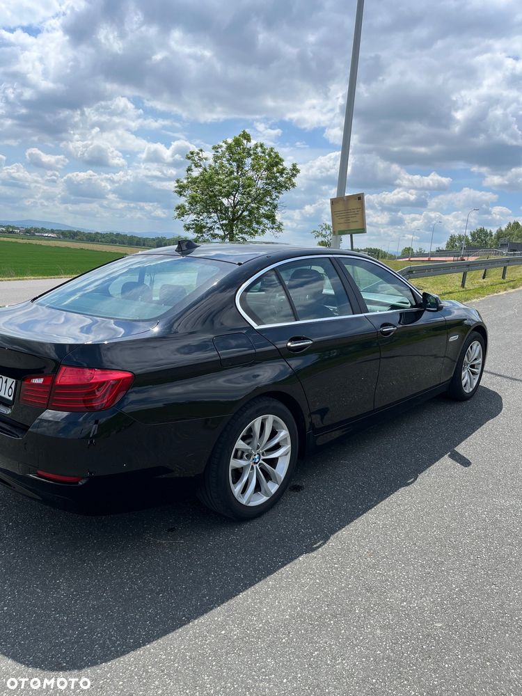 BMW Seria 5 518d Luxury Line - 4