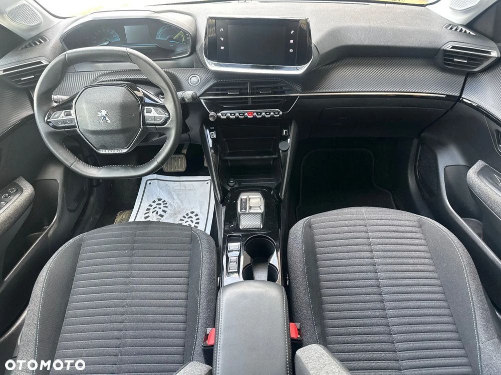 Peugeot 208 Elektromotor 136 Allure+ - 24