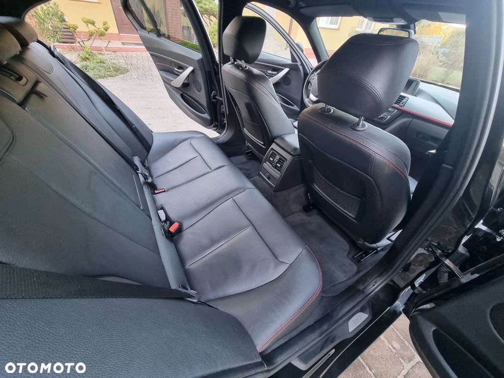 BMW Seria 3 328i Sport Line - 20