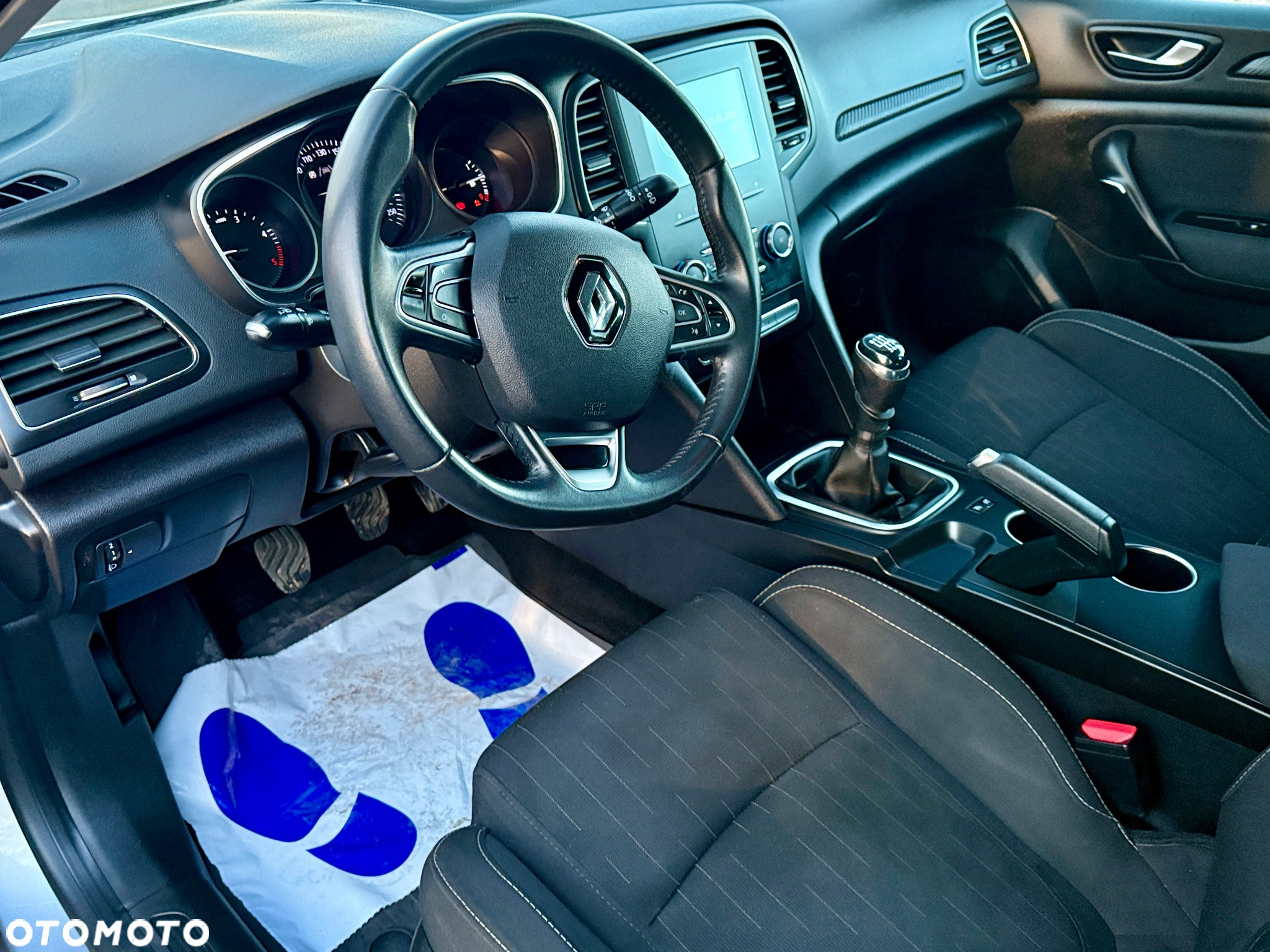 Renault Megane 1.5 Blue dCi Intens - 22