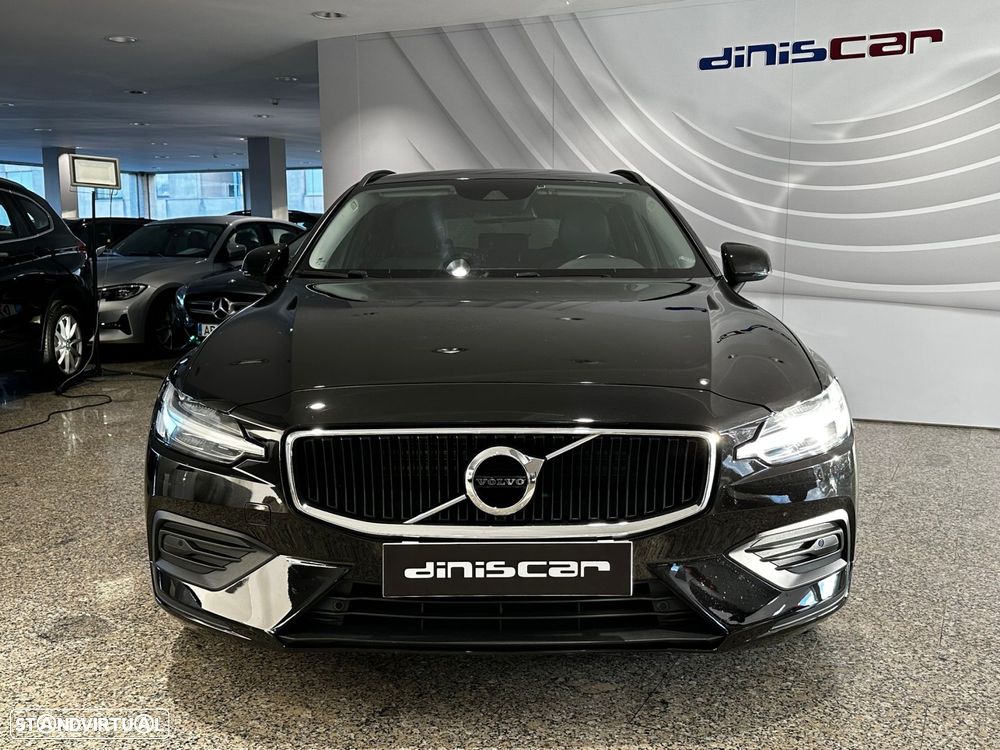 Volvo V60 2.0 D3 Momentum Geartronic - 3