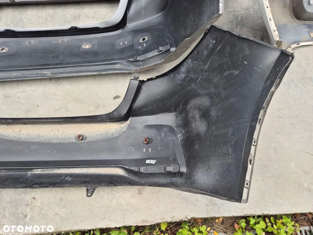 ORYGINALNY ZDERZAK TOYOTA COROLLA E21 PRZÓD / TYŁ - 36