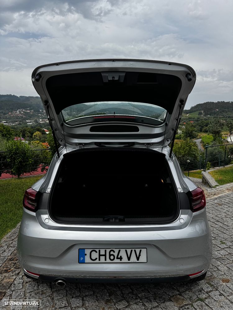 Renault Clio - 31