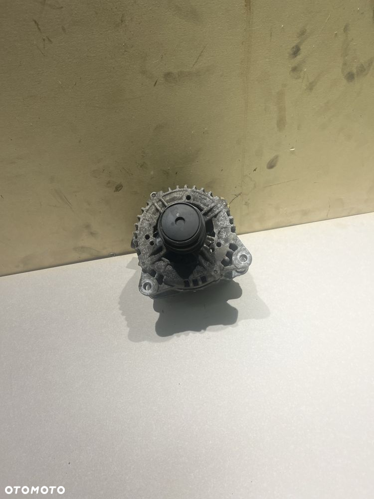 Alternator Citroen C5 III x7 peugeot 607 lift 2.7 hdi - 2