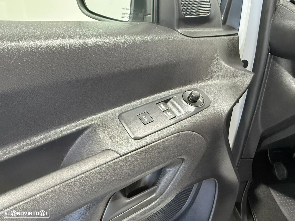 Peugeot PARTNER 1.5 BLUEHDI 102 CV - 3 LUGARES - IVA DEDUTIVEL - 20