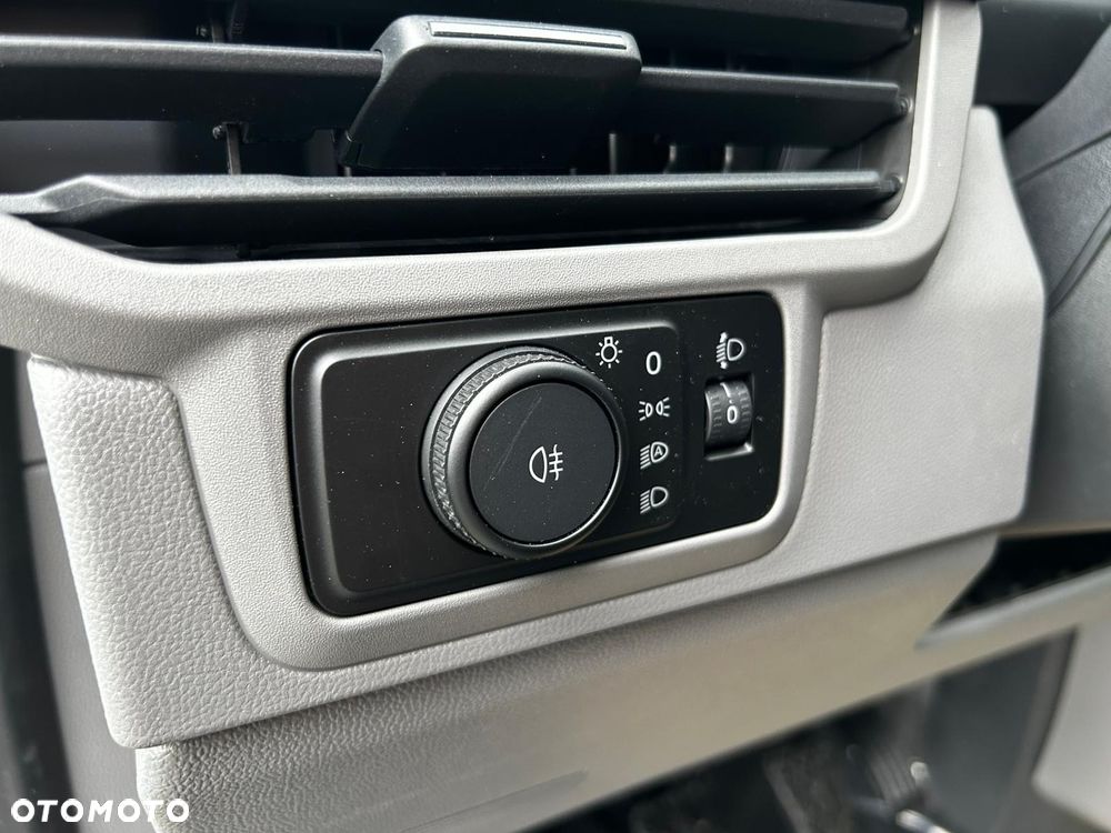 Volkswagen Transporter - 13