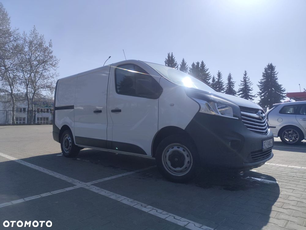 Opel VIVARO - 2
