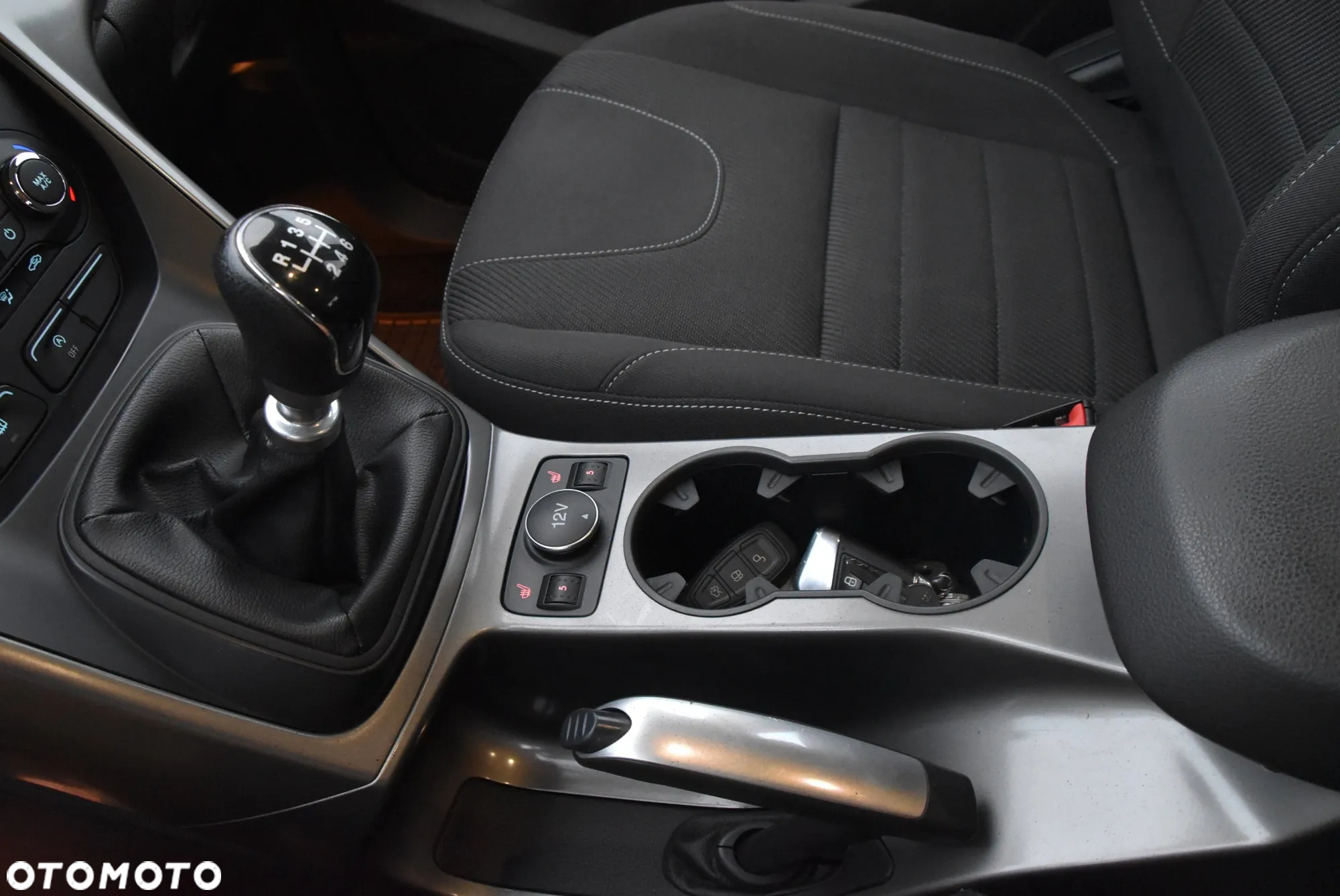 Ford Kuga - 35