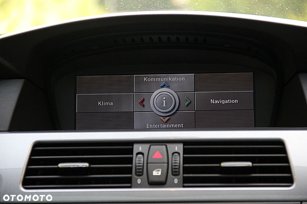BMW Seria 5 525d Touring Edition Exclusive - 15