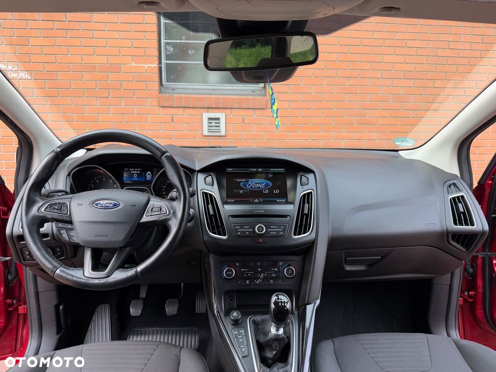 Ford Focus 1.0 EcoBoost Titanium - 13