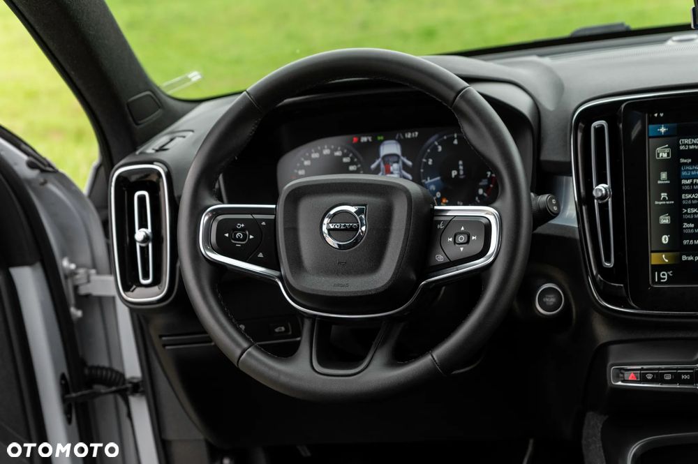 Volvo XC 40 - 23