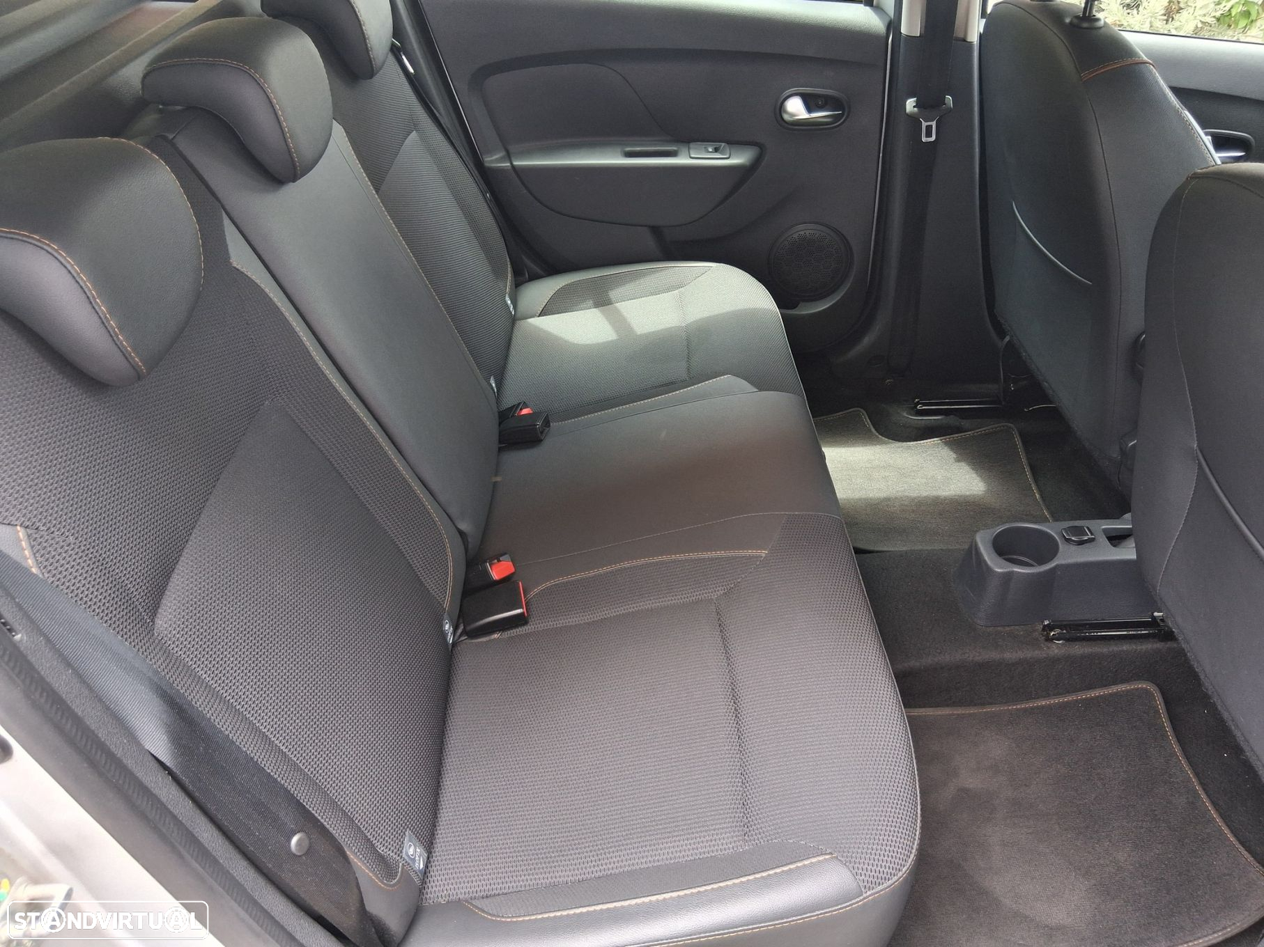Dacia Logan MCV 1.5 dCi Stepway - 55