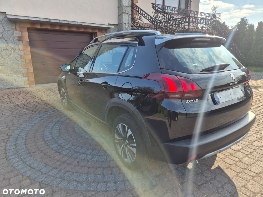 Peugeot 2008 PureTech 110 Stop&Start Allure - 4