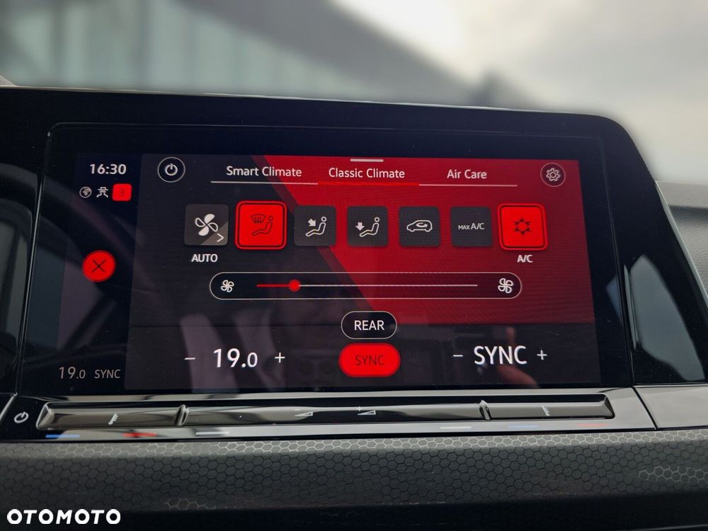 Volkswagen Golf 2.0 TSI GTI DSG - 23