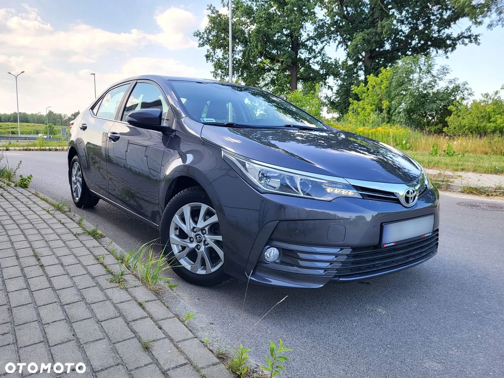 Toyota Corolla - 3