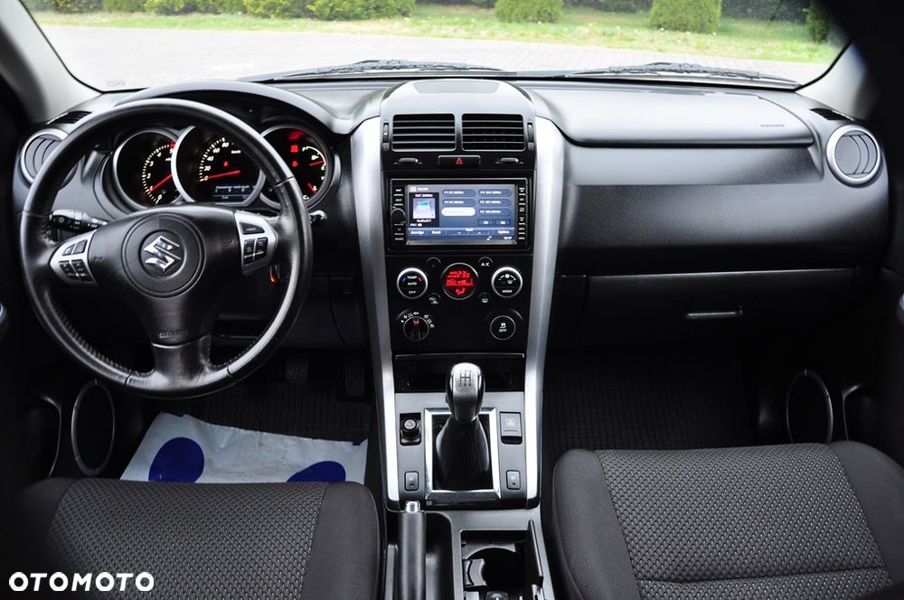 Suzuki Grand Vitara 1.9 DDiS - 31