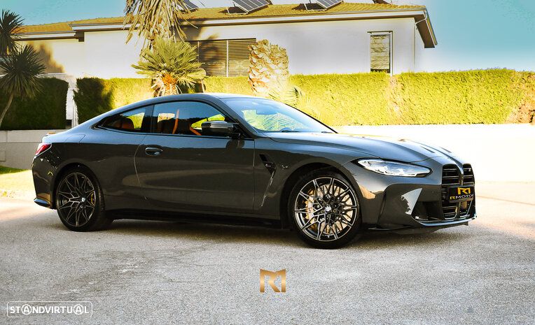 BMW M4 Competition - 4