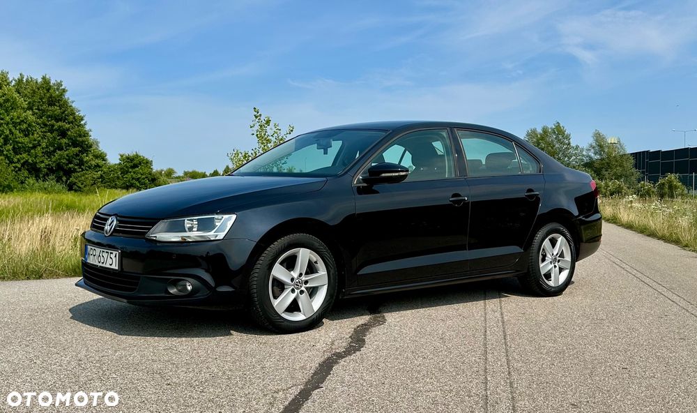 Volkswagen Jetta 1.4 TSI Comfortline - 9