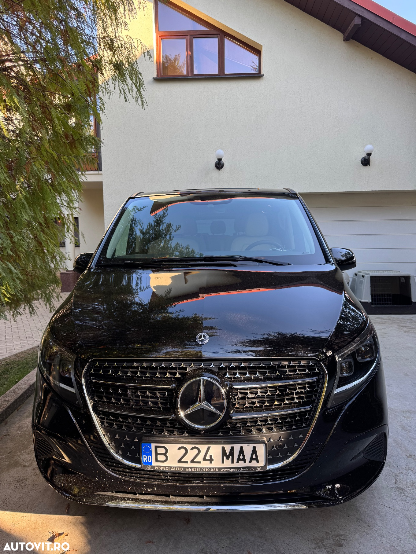 Mercedes-Benz V 250 d Combi Lung 190 CP AWD 9AT AVANTGARDE - 3