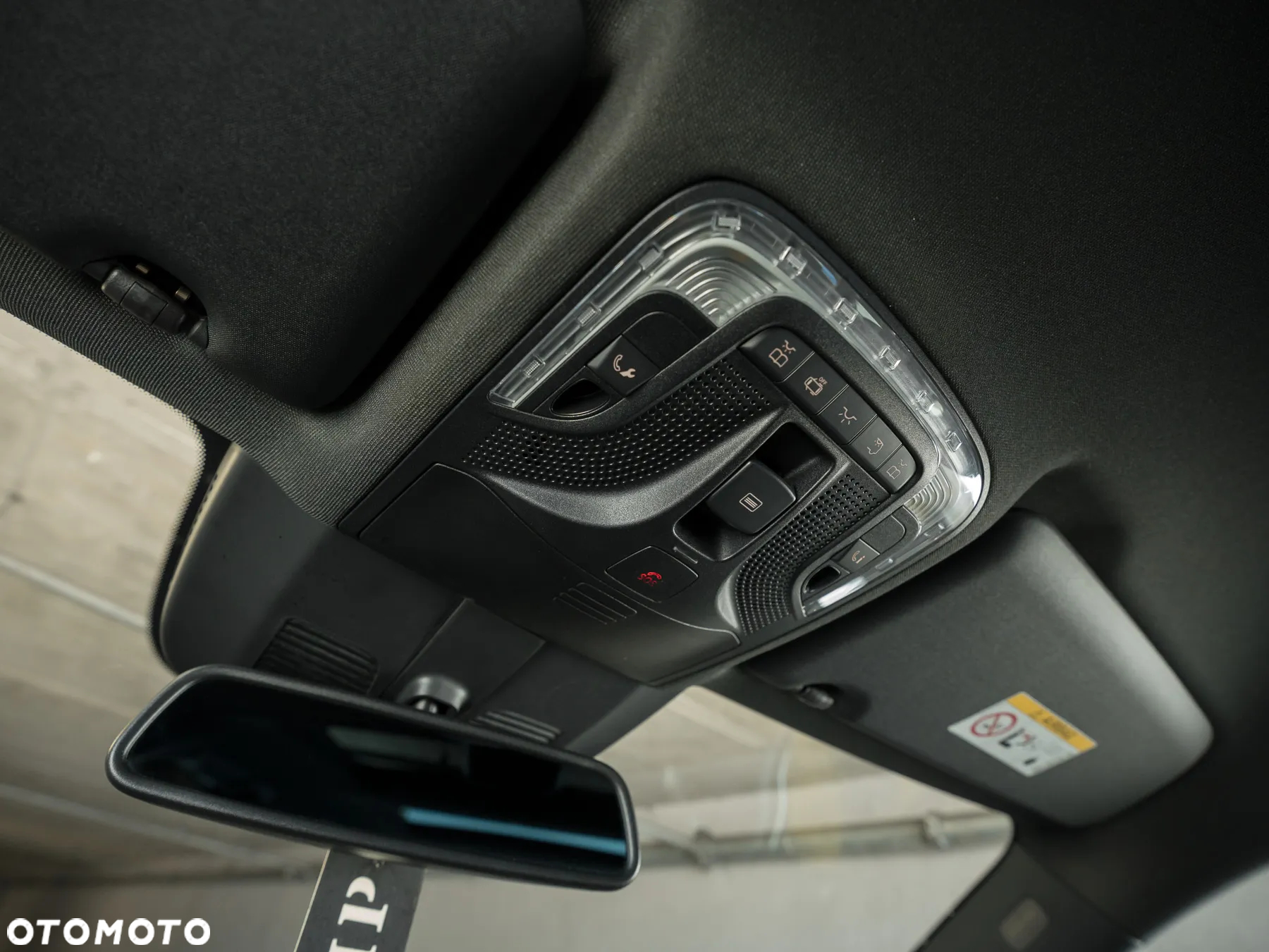Mercedes-Benz Klasa V 300 d 4-Matic Exclusive 9G-Tronic (d³ugi) - 34