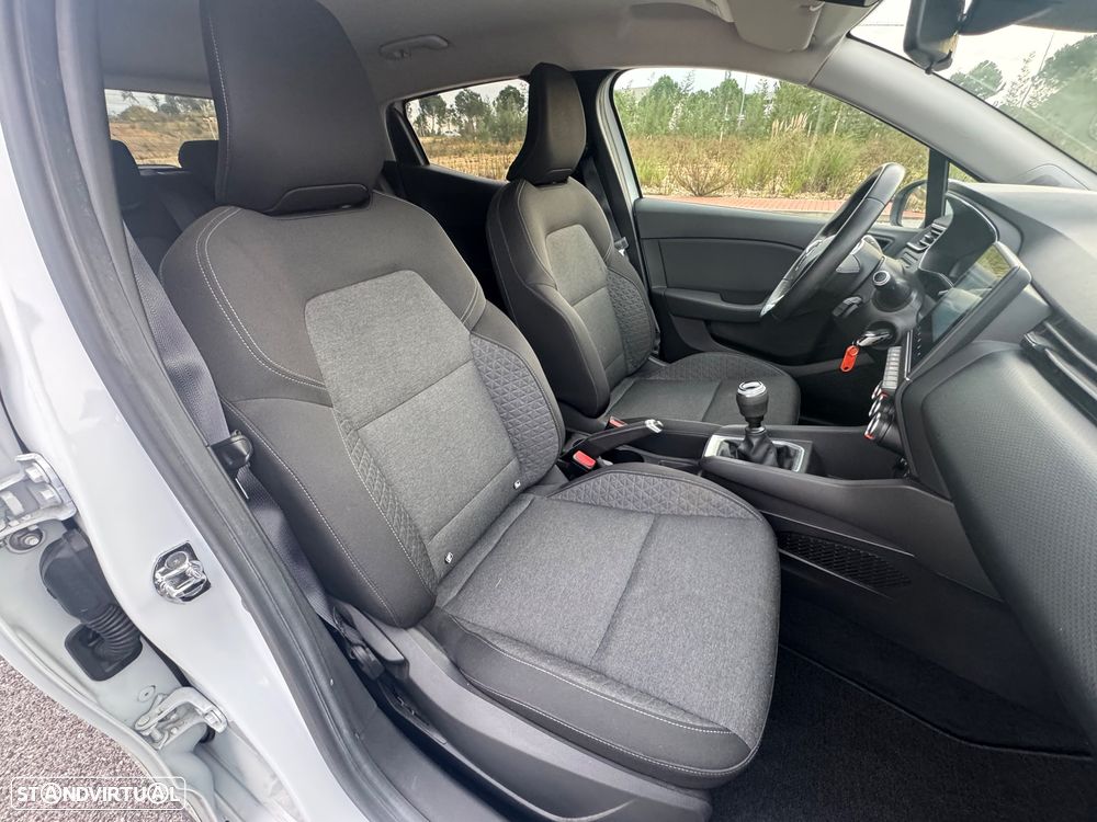 Renault Clio 1.5 Blue dCi Limited - 10