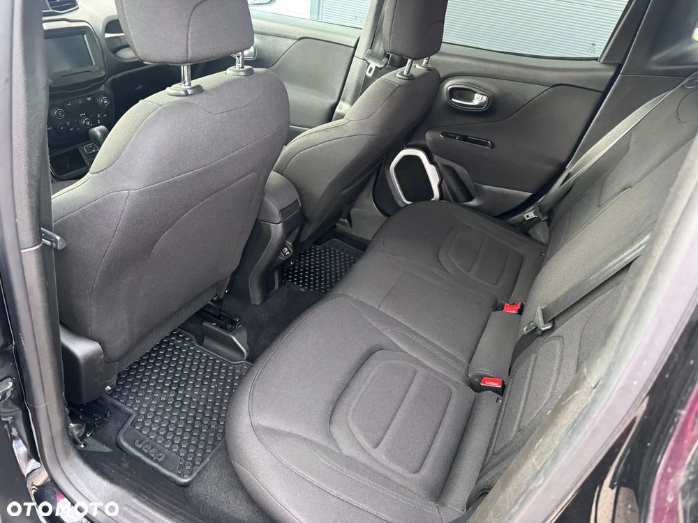 Jeep Renegade - 31