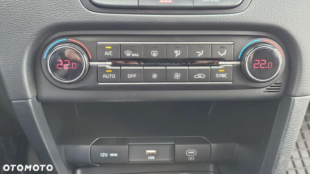 Kia Ceed 1.5 T-GDI M DCT - 14