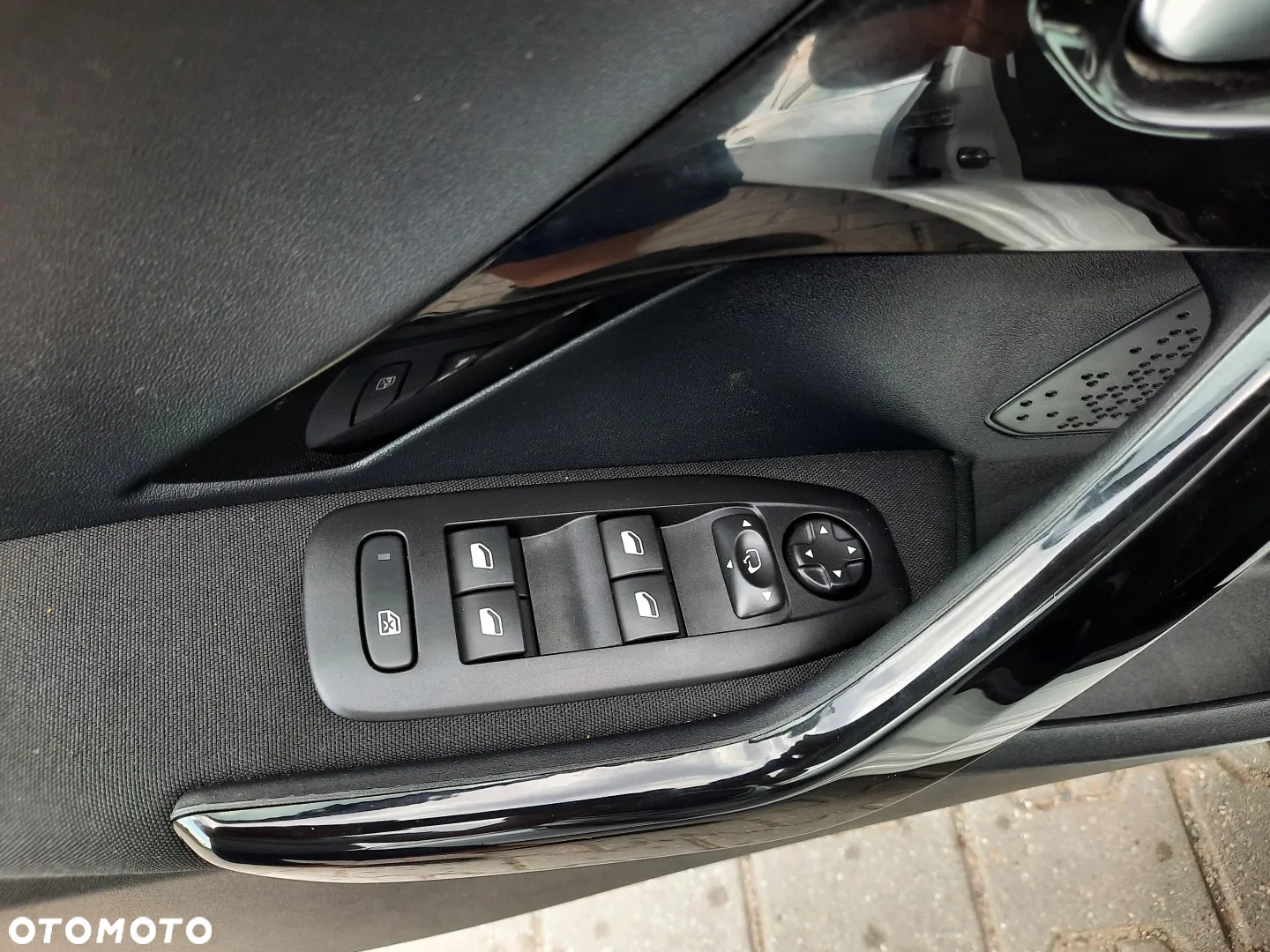 Peugeot 208 PureTech 110 Stop & Start EAT6 Allure - 15
