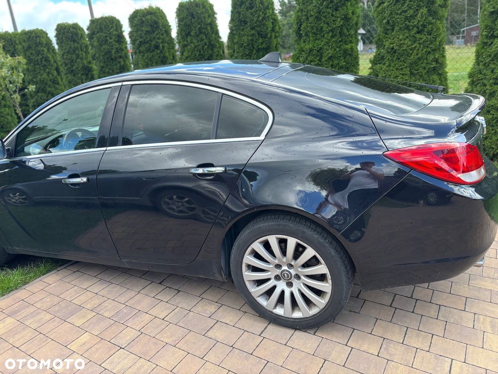Opel Insignia 2.0 T Cosmo - 1
