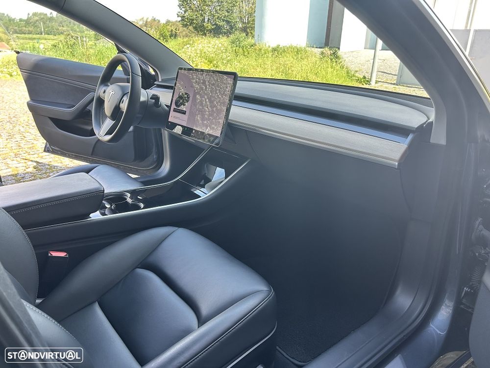 Tesla Model 3 Long Range AWD Dual Motor - 23
