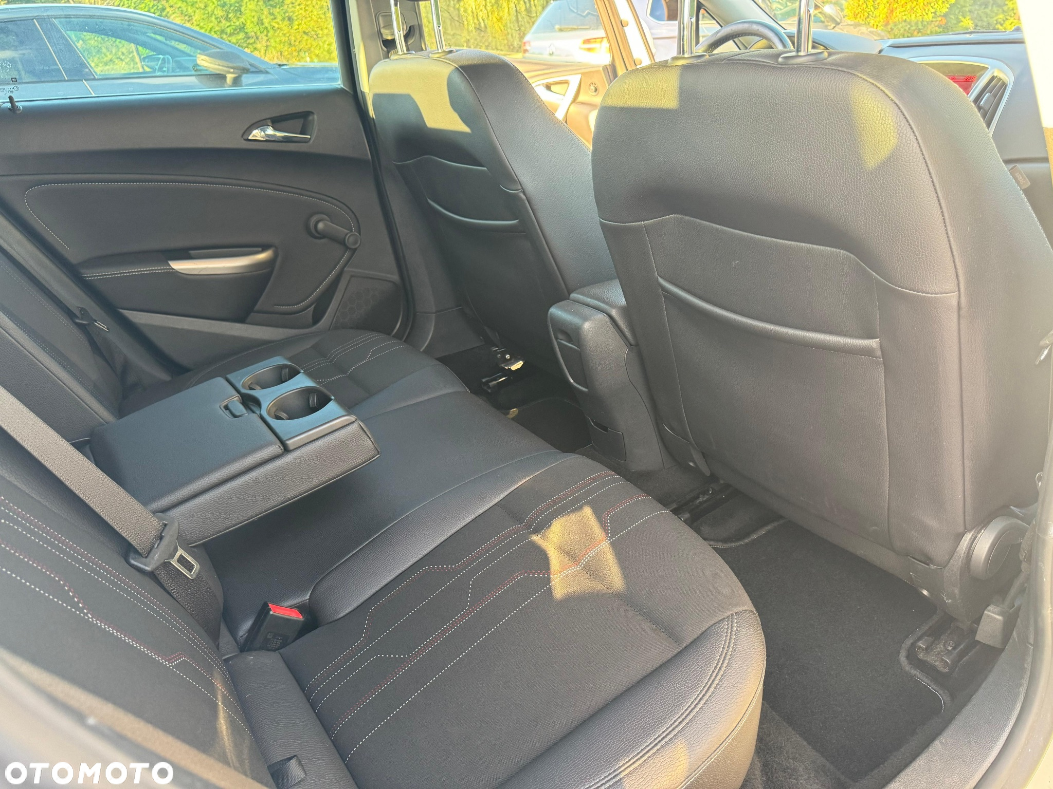 Opel Astra 1.7 CDTI DPF 150 Jahre - 18