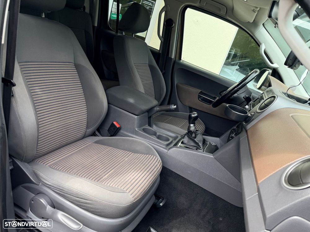 VW Amarok 2.0 BiTDI Highline - 39