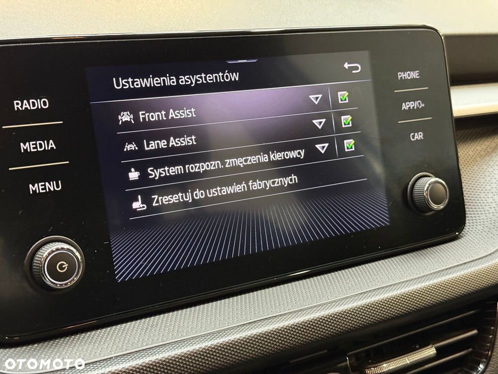 Skoda Fabia 1.0 TSI Ambition - 36