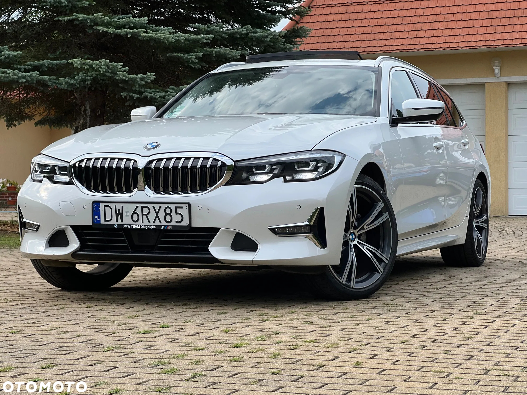 BMW Seria 3 320d xDrive Luxury Line sport - 11