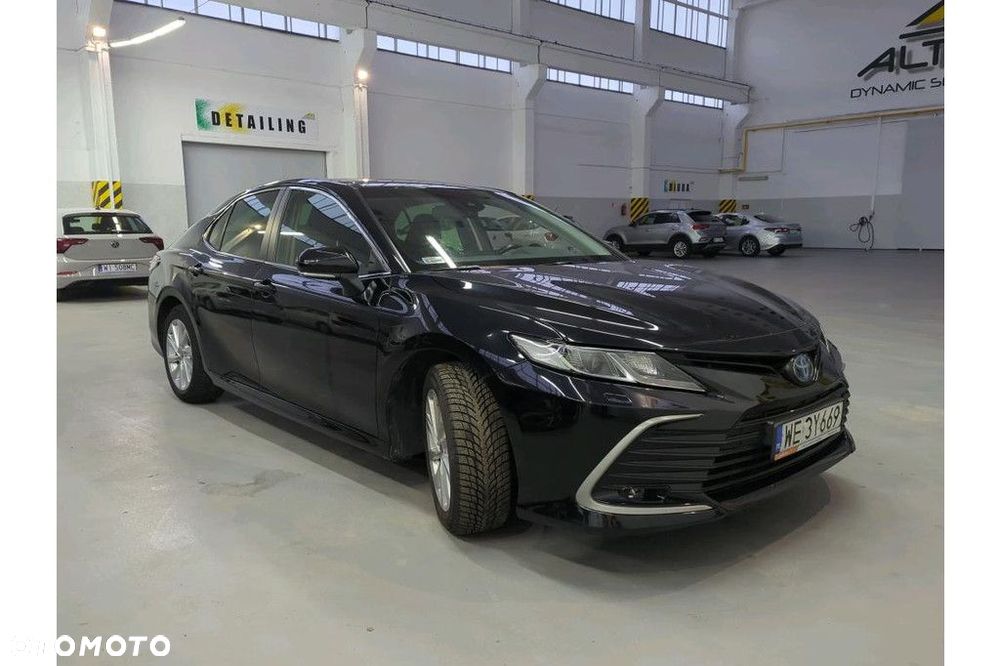 Toyota Camry 2.5 Hybrid Comfort CVT - 4
