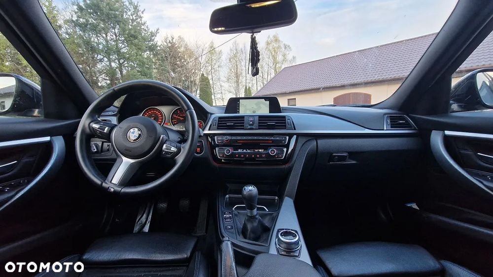BMW Seria 3 318d M Sport Shadow - 4