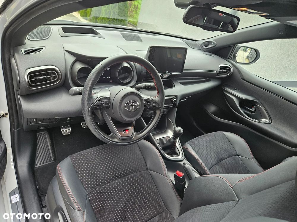 Toyota Yaris 1.5 Comfort - 7