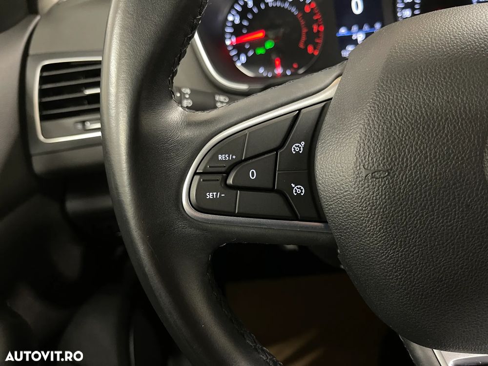 Renault Megane TCe EDC Zen - 20