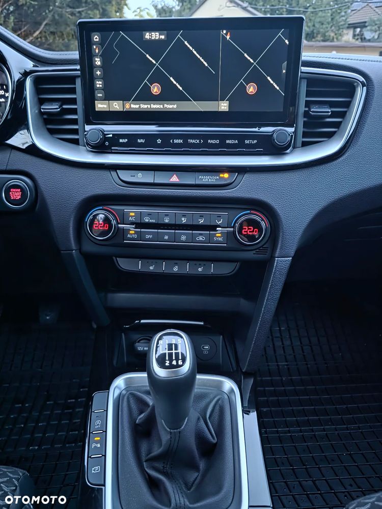 Kia Ceed 1.5 T-GDI Tribute - 28