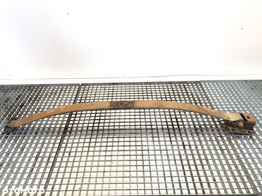 RESOR PRAWY TYŁ  RENAULT MASTER II Autobus (JD) 1998 - 2022 2.5 D 59 kW [80 KM] olej napędowy 1998 - 4