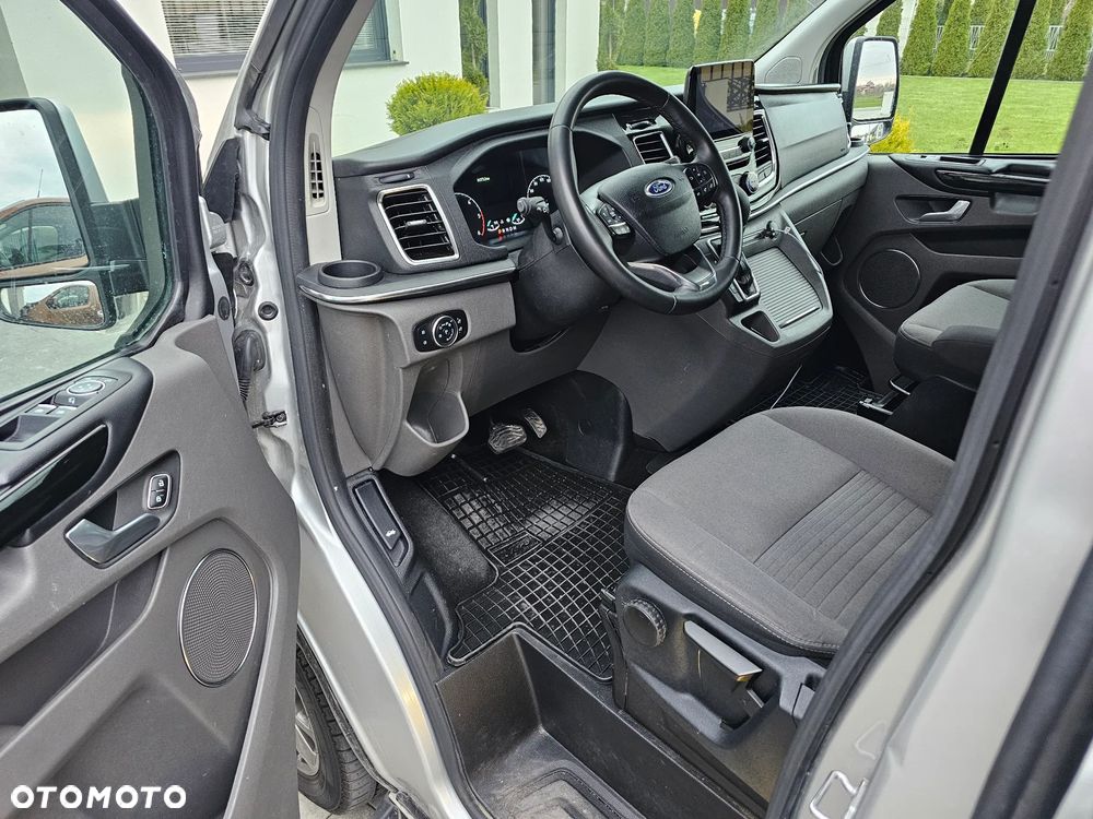 Ford Tourneo Custom 2.0 EcoBlue L2 Titanium SelectShift - 17